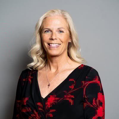 Jennifer Maust_26_8x8